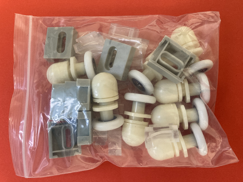 Görgő szett, 8db, szimpla, fehér